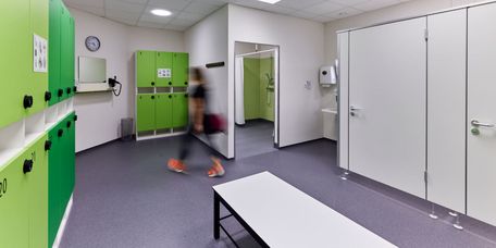 In der Männerumkleide