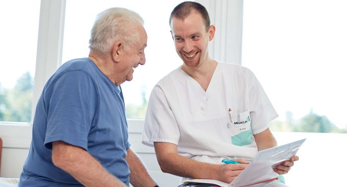 Patient und Krankenpfleger