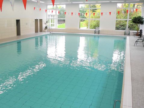 Schwimmbad Staufenburg