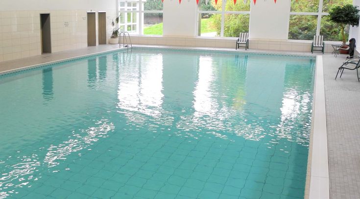 Schwimmbad Staufenburg
